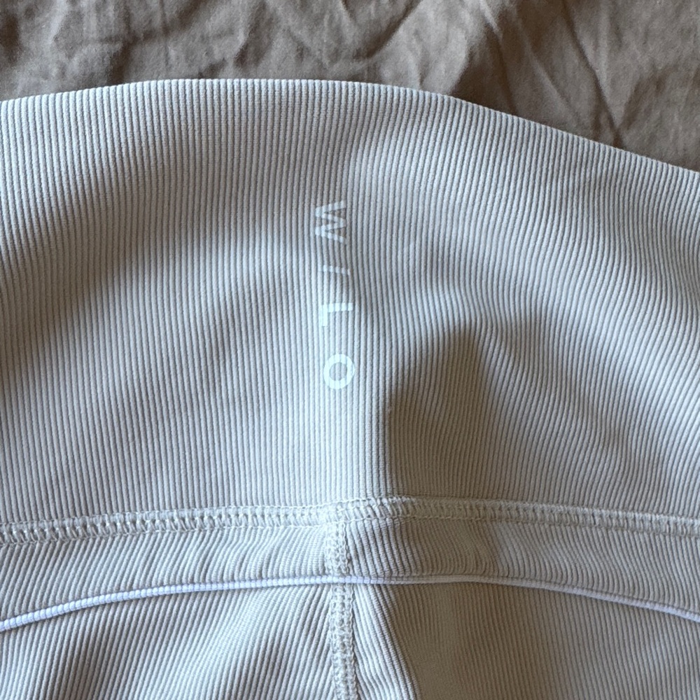 Wilo ribbed Cream and Tan Leggings - Picture 2 of 6